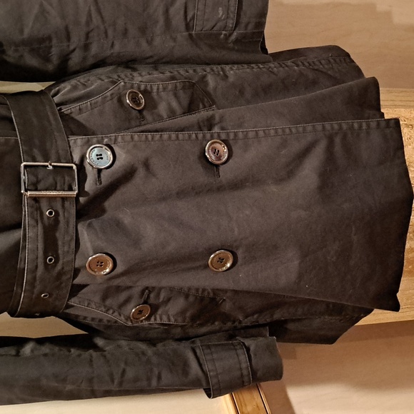 Burberry Brit mid length trench coat with detachable quilted lining 10 - Picture 3 of 12